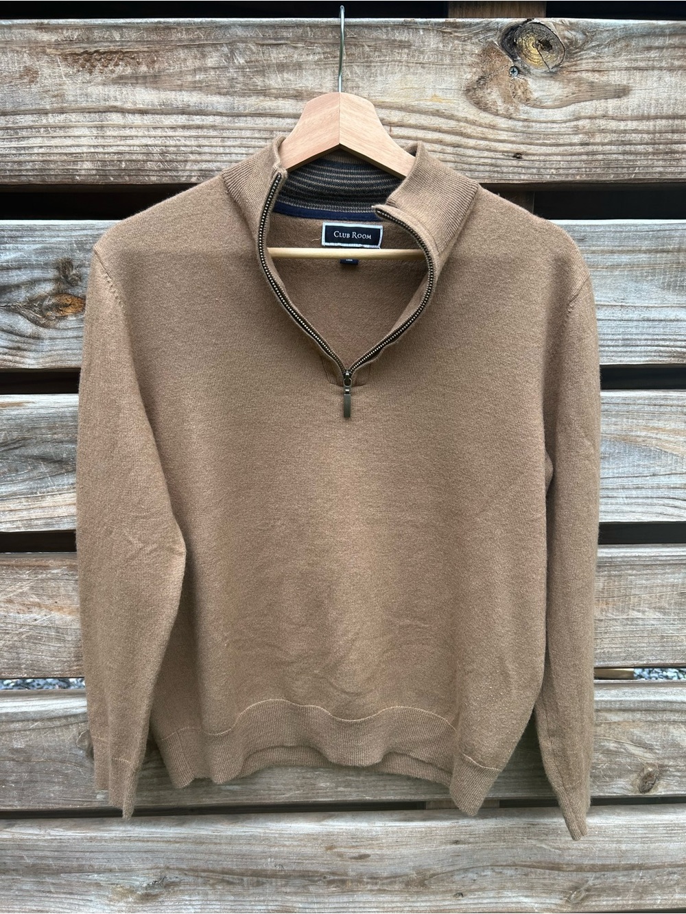 Classic Minimalist Merino Wool Quarter Zip - M
